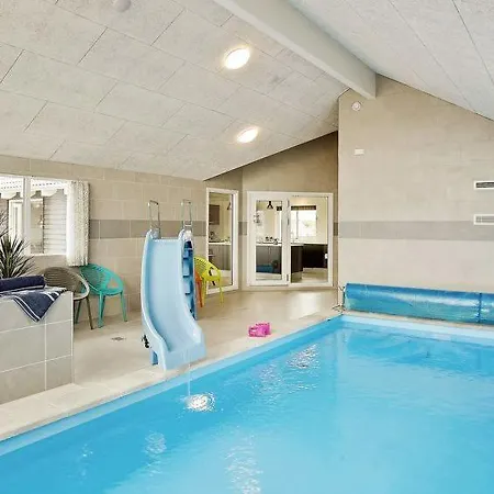 Holiday home Eskilstrup Sleeps 30 Pool Wifi Eskilstrup (Funen)