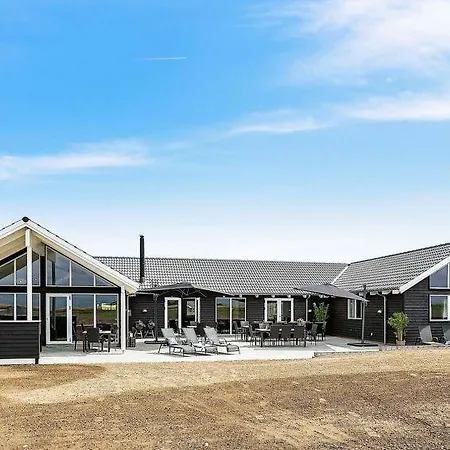 Holiday home Eskilstrup Sleeps 30 Pool Wifi *