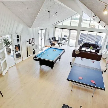 Holiday home Eskilstrup Sleeps 30 Pool Wifi *